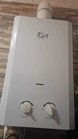 Calentador de gas GOT Solo un año ,cambio a luz
