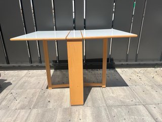 Mesa plegable vintage madera