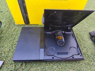 PlayStation 2 Slim Negra con Caja Original