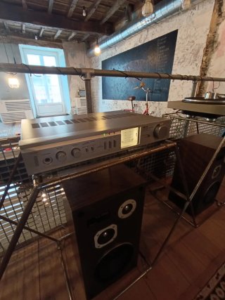 Equipo Hifi Tocadiscos + Amplificador + Altavoces