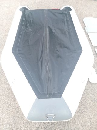 Barca Zodiac Ocean Bay 2,70m con matrícula CHE.