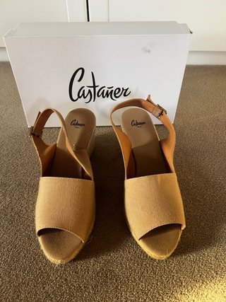 Alpargatas Castañer camel nuevas