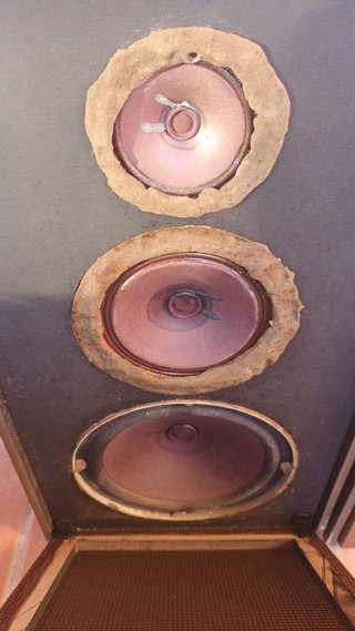 Pareja de Altavoces Marrones