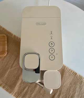 Macchina da caffè Nespresso DeLonghi