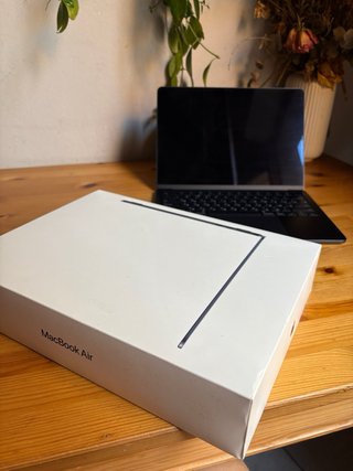 MacBook Air M2 2022 16/245 GB