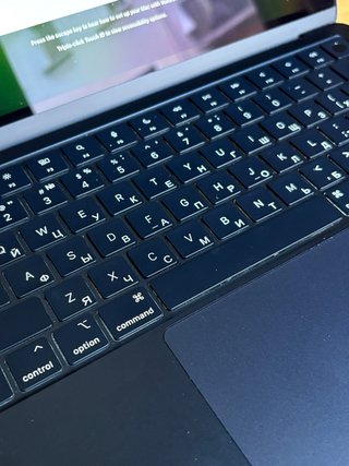 MacBook Air M2 2022 16/245 GB