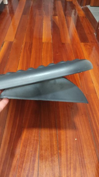 Reposapiés ergonómico para oficina