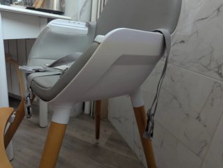 Trona bebé gris y madera