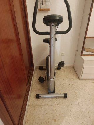 Bicicleta Estática Cardio 900