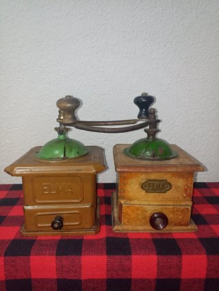 2 Molinillos de Café Vintage