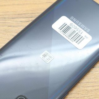 Samsung Galaxy A71 6,7 Nero/Grigio (RICONDIZIONATO)