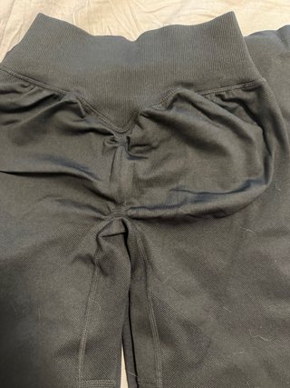 Conjunto deportivo negro