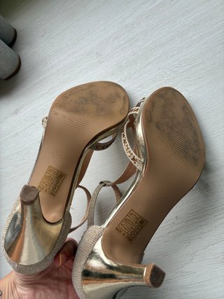 Sandalias Lamica Tacon Talla 37 Doradas