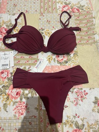 Bikini Calzedonia Rojo Nuevo  talla pecho 95,