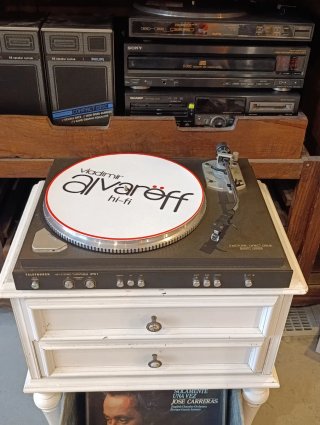 DIFERENTES MODELOS DE TOCADISCOS TRACCIÓN DIRECTA