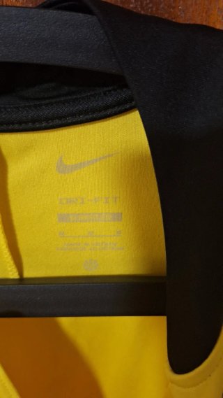 Sudadera Nike Amarilla y Negra