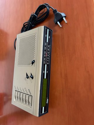 Radio Reloj Oskar Alarma Corriente/Pila