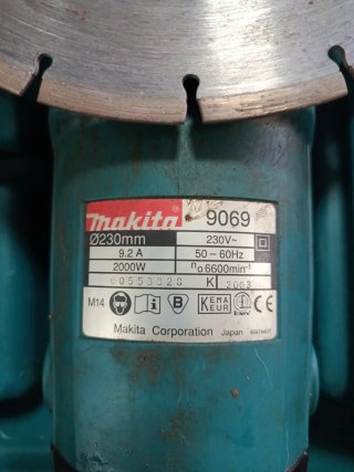 Radial Makita con disco y maletín