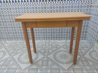 Mesa de cocina plegable de madera