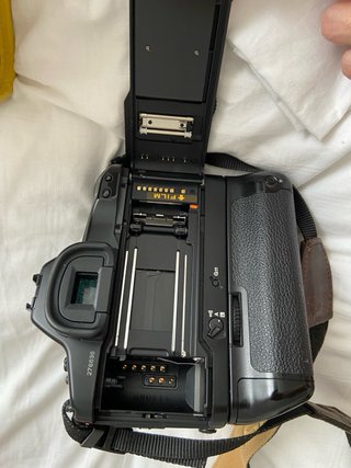 Canon EOS-1N Cámara Analógica Negra