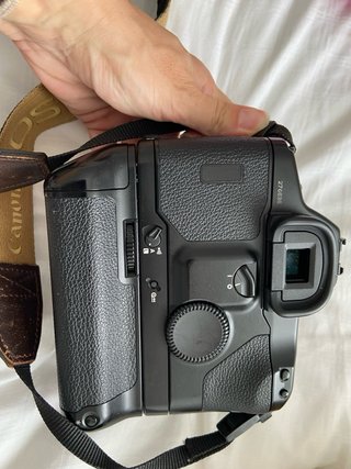 Canon EOS-1N Cámara Analógica Negra