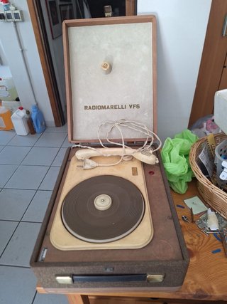 Giradischi Radiomarelli VF6