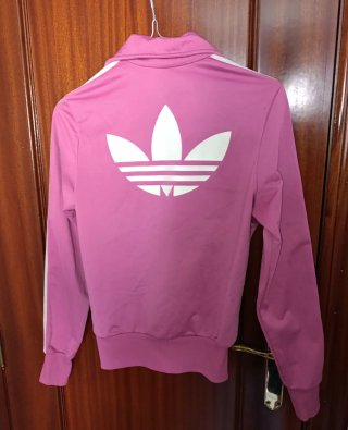 Chaqueta Adidas color fucsia Talla S
