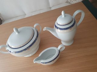 Menaje de porcelana Irabia