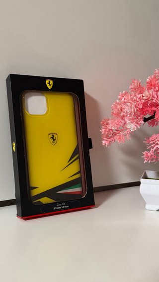 Funda Ferrari iPhone 14 Plus Amarilla, con envío