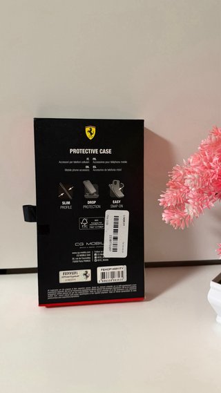 Funda Ferrari iPhone 14 Plus Amarilla, con envío