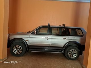 Mitsubishi Montero 2002