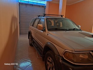 Mitsubishi Montero 2002