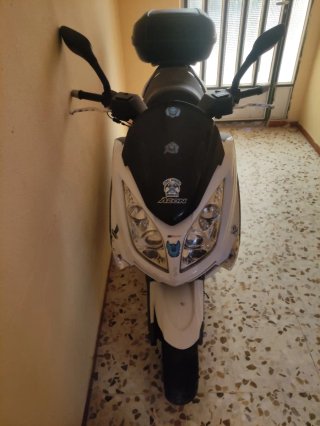 Scooter Aeon 125 CC 2017
