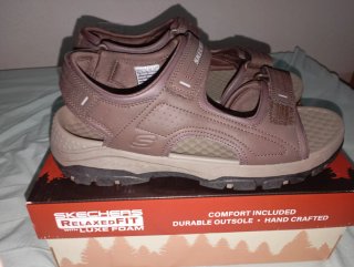 Sandalias Skechers Marrón/Gris Nuevas