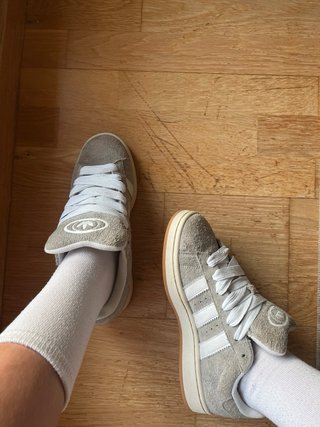 Adidas Campus Grises Talla 42 + Cordones grises