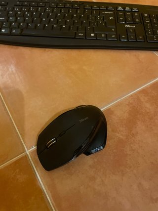 Teclado y Ratón Inalámbrico Ergonómico