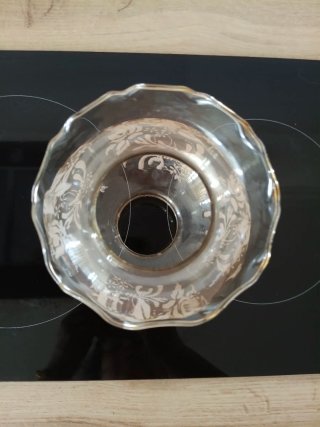 Pantalla de cristal con flores
