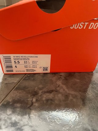Zapatillas Nike Revolution 6 Negras Blancas