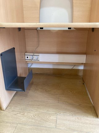 10 postazioni per informatica, biblioteca o ufficio