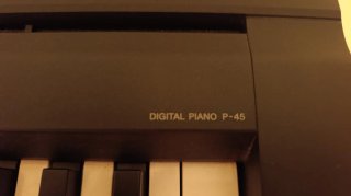 Piano Digital Yamaha Negro