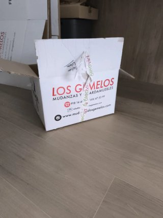 Lote de cajas de mudanza