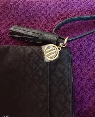 Bolso bandolera Tommy Hilfiger negro