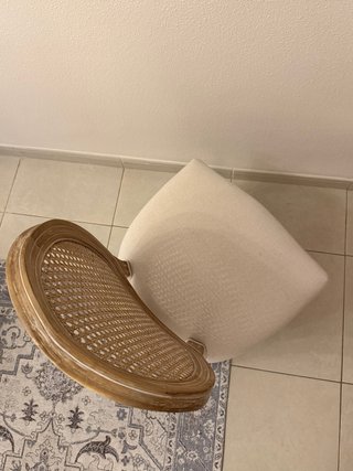 Silla Casa Viva Ratán y Tela Beige.