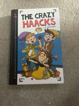 The Crazy Haacks y el espejo mágico