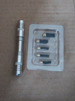 reparación de pinchazos neumáticos de bicicletas