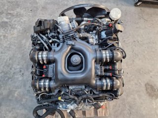 Motor Range Rover 4.4 V8 448DT 2014