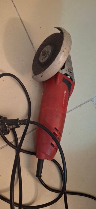 Radial Eléctrica Roja
