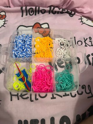 Kit Gomitas Pulseras Multicolor y Morado