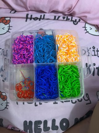 Kit Gomitas Pulseras Multicolor y Morado