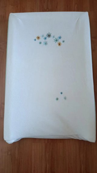Cambiador impermeable bebé 50x70 con funda